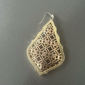 Kendra Scott | Gold/ Rose Gold. Addie Filigree Mix Drop Earring. Single Earring.